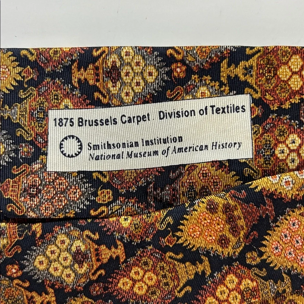 Smithsonian Institute 100% silk tie. 1875 Brussels Carpet‎ Design. Made in USA